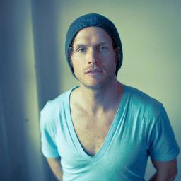 Willits_JP's profile picture. ギター＋声＋映像を用いたアンビエント／エレクトロニック音楽・映像パフォーマンス　ブッキング、ライセンシングはteam@christopherwillits.comまで　Facebookページ https://t.co/50zhViGotY