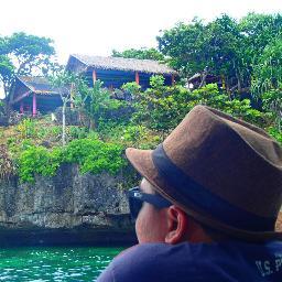 rhg_ten's profile picture. very approachable, simple, easy to be with, friendly, and Lazy :)