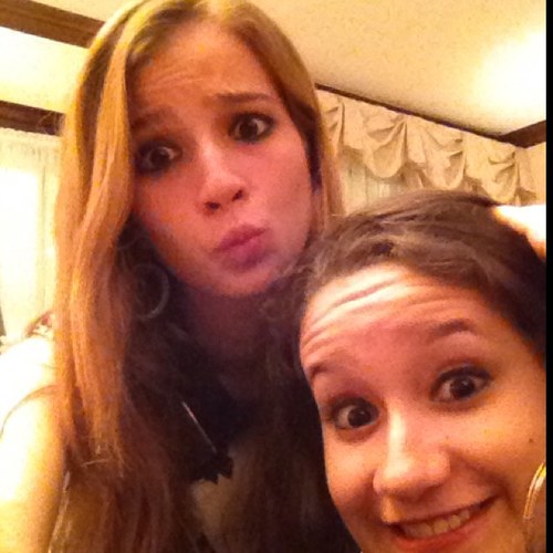 carolynsola's profile picture. 