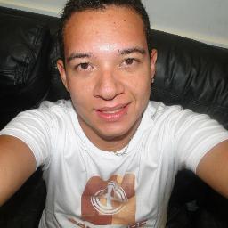 sou alegre,CORINTHIANO gracas a deus!!deus nao me deu o dom da blza mas me deu o da palavra..rsrs sou assim e quem nao gosta de mim entra na fila!!
