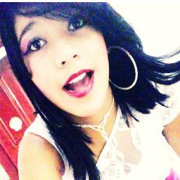 - Voce sempre quis alguem q pudece te fazer feliz ii esse alguem sou eu, precisa saber