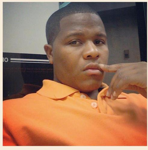 IM STUPID AND I SAY STUPID SHIT....SO IF U WANNA FOLLOW ME DO DAT BUT IF NOT FUCK YA....#TeamFollowBack #MoneyTeam #TeamDurant #TeamCutlass #HuntingTeam