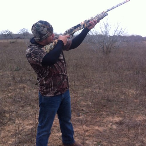 nolovesuarez10's profile picture. lifes a bitch than you die