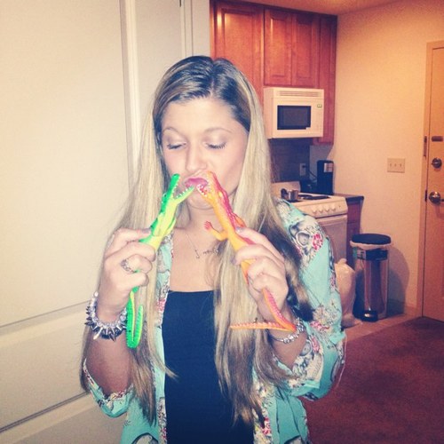 paige_pollywog's profile picture. rutgers. graphic design. photography. making my own luck.