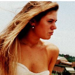 Luisinaa1's profile picture. 