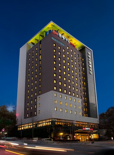 Hotel Ibis Ambassador Seoul
Hotel,Restaurant,Bar,Sauna,Gym,Business,Leisure,Family,Couple,Travel,Holiday,Package,Promotion,Event,Love,Warm Hearted