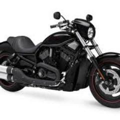 my love is for bikzzz!!! dream is to owe a number of harley bikezz