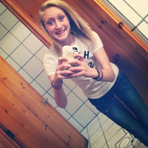 Hey my name is Maddie!
If your lost you should follow me, I follow back!!