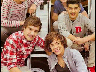 FOLLOW ME!!!    #SWAG           hi we are directioners we are from indonesia we like 1D thank you!☺
