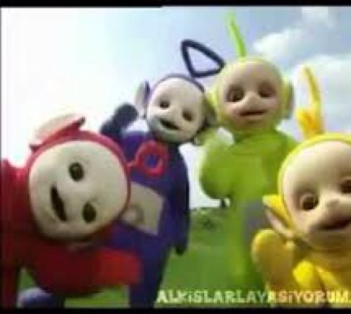 yaptikoluyor's profile picture. Hahay