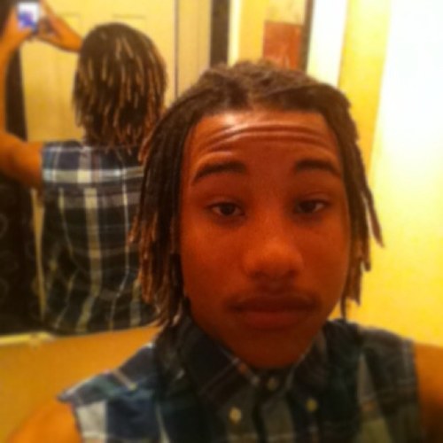 Im new to twiiter so follow me. Im cool,sexy,smart,loveable, and friendly.