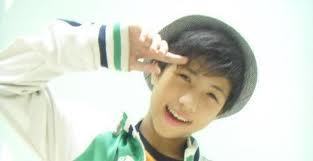 follow me beybe !
 and ill follow you back :)