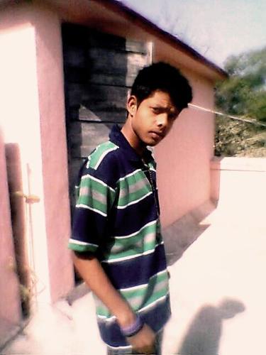 VaibyDj's profile picture. Music doesn't lie. If there is something to be changed in this world, then it can only happen through music....

i jzzz Love Music