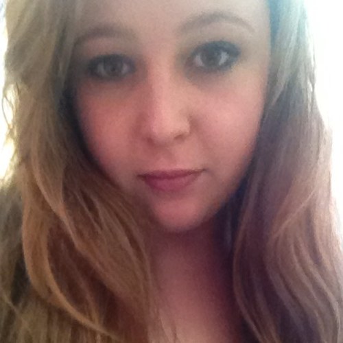 geesma1's profile picture. 23. New Zealand.  Cake Decorator.