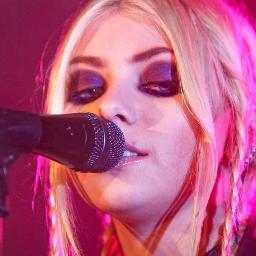The Pretty Reckless, Taylor Momsen. Quotes & lyrics & jokes.