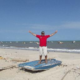 Nascido em Campina Grande,Dirigente do PT de Campina, membro da DS.Rubro Negro