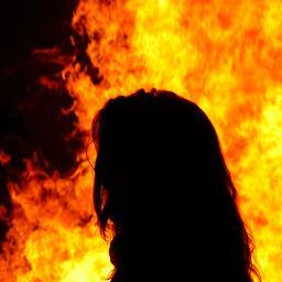 qodpriscilla's profile picture. le piattaforme non distinguono i dati dalle idee è necessario che chi PENSA si distingua da chi ELABORA.