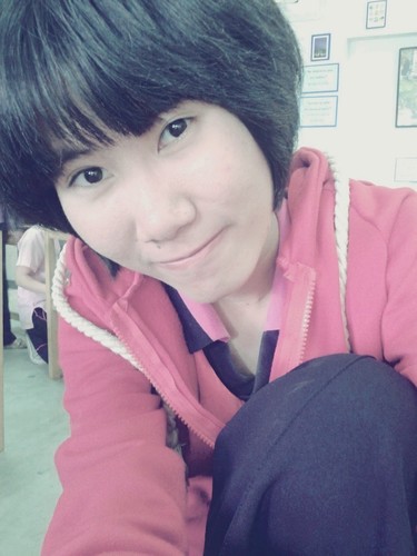 Oilly_Phatchuda's profile picture. Hi :) I'm oil,age 17 
I'm not pretty but my mind pretty much.