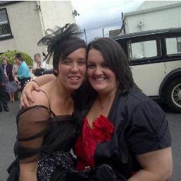 DebzMuzza's profile picture. 