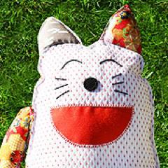 I´m an architect who loves drawing and doing crafts. 
I design and handmake each Kokoro just for your kids (and cats!).
https://t.co/QJikLwsTKc