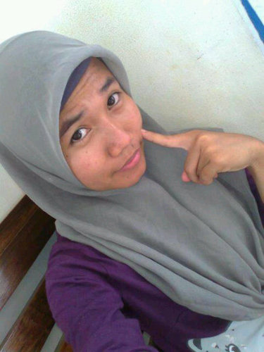 Bidadari yang hijrah ke bumi :)