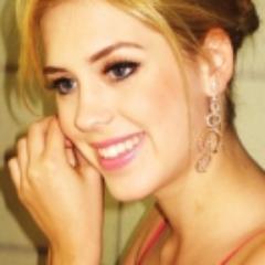 E foi no sorriso dela, que eu me encontrei !! Te amo Sophia Abrahão ♥