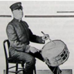 どーもです。ドラムについて研究する野郎です。ドラム機材などを調べるのが好きです。大体ドラムのことしか呟きません。無言フォローご容赦下さい