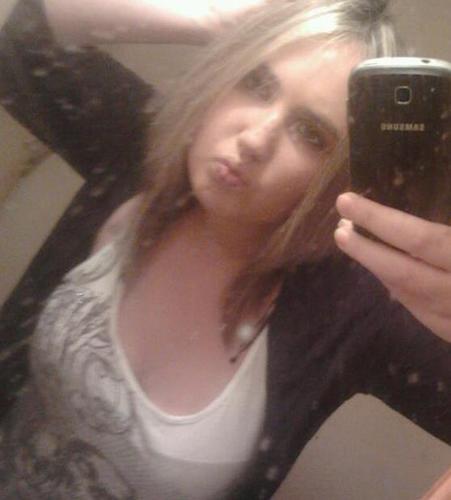 Stephanie Walker 21 years old Cumbernauld live life love :)3
