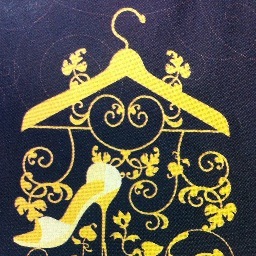 instyleshoes05's profile picture. 