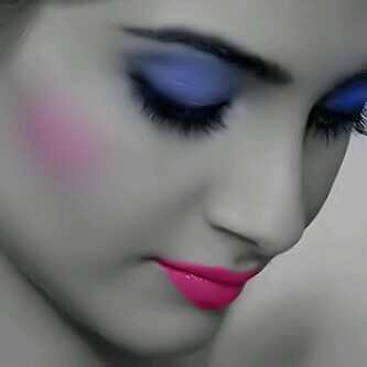 ~{ ظـٱـم إلـدنـيـٱ عـٱـمنـي إلـكـتـمـٱ(ن)..؛..