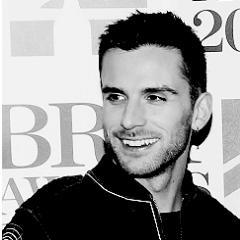 Fã Clube Oficial dedicado ao baixista do Coldplay, Guy Berryman/ Official Fan Club dedicated to Guy Berryman, Coldplay bassist http://t.co/aYtA8AjA