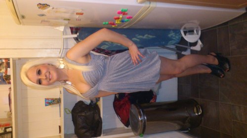 hey...I'm Stacey follow me n ill follow you:-) x