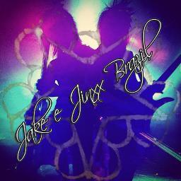Fansite dedicado aos guitarristas do Black Veil Brides Jake Pitts e Jinxx