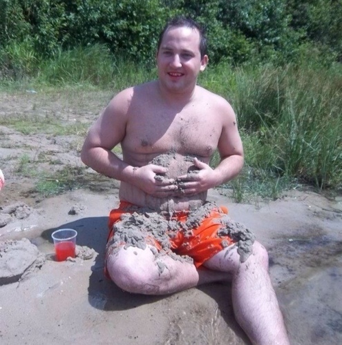 ARealSuds's profile picture. Making bitches want me since 1989.