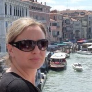 mariat2076's profile picture. 