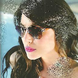 Você me faz acreditar que nada existe sem amor , você me faz acreditar que tudo é possível,me faz acreditar que apenas um sorriso,é capaz de mudar minha vida. ∞