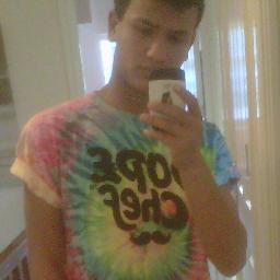 #dopechef #golfwang #taylorgangordie college lad spend most my money on alcohol i fly the friendly sky's i tweet funny shit so like a trend follow me