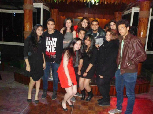 AAS hena and loves U ♥