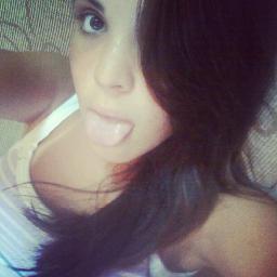 Posso ser leve como uma brisa ou forte como uma ventania . Depende de quando,e como você me vê passar .