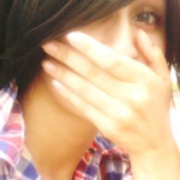 i'm a simple person, i want to live my dream and be loved. we worth it so follow me? :)