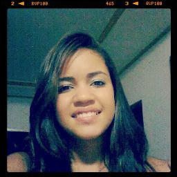Hi! I'm Thaynara! Love @NiallOfficial and @OneDirection ! Follow @thaynaragcruz