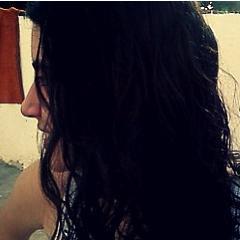 Amo quem eu sou,as pessoas que estão comigo,sou o reflexo de tudo que acredito,de tudo que posso ser capaz..