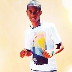 °Não descobri meus limites: vou até onde os outros me suportam°
                                             (^_^)