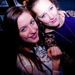 xLoveyaa's profile picture. 