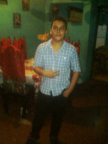 Soy un chavo chevere. Y me gusta tener muchos amigos