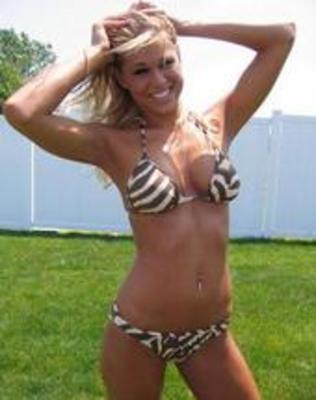 hentdorrxjulpos's profile picture. 