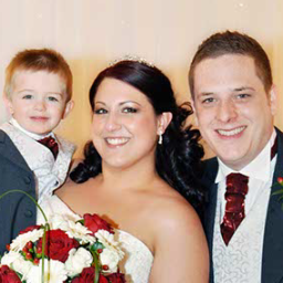 Loz_t89's profile picture. Im 23, married and have a little boy. x