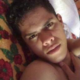 pessoa que parece ser chato, mais qndo vc conhece nao qr mais perder a amizade