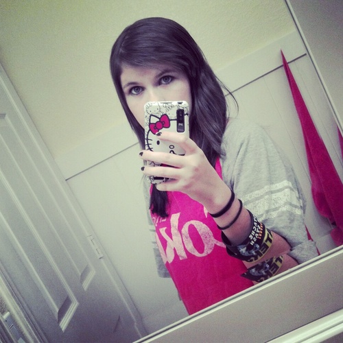 bored anyone want to talk?????
