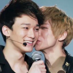 [Memories of the moment : EXO-M chen x luhan] 첸루사랑해♥  my weibo  : smoding // 호모질할껀데요!T_T? 취존!